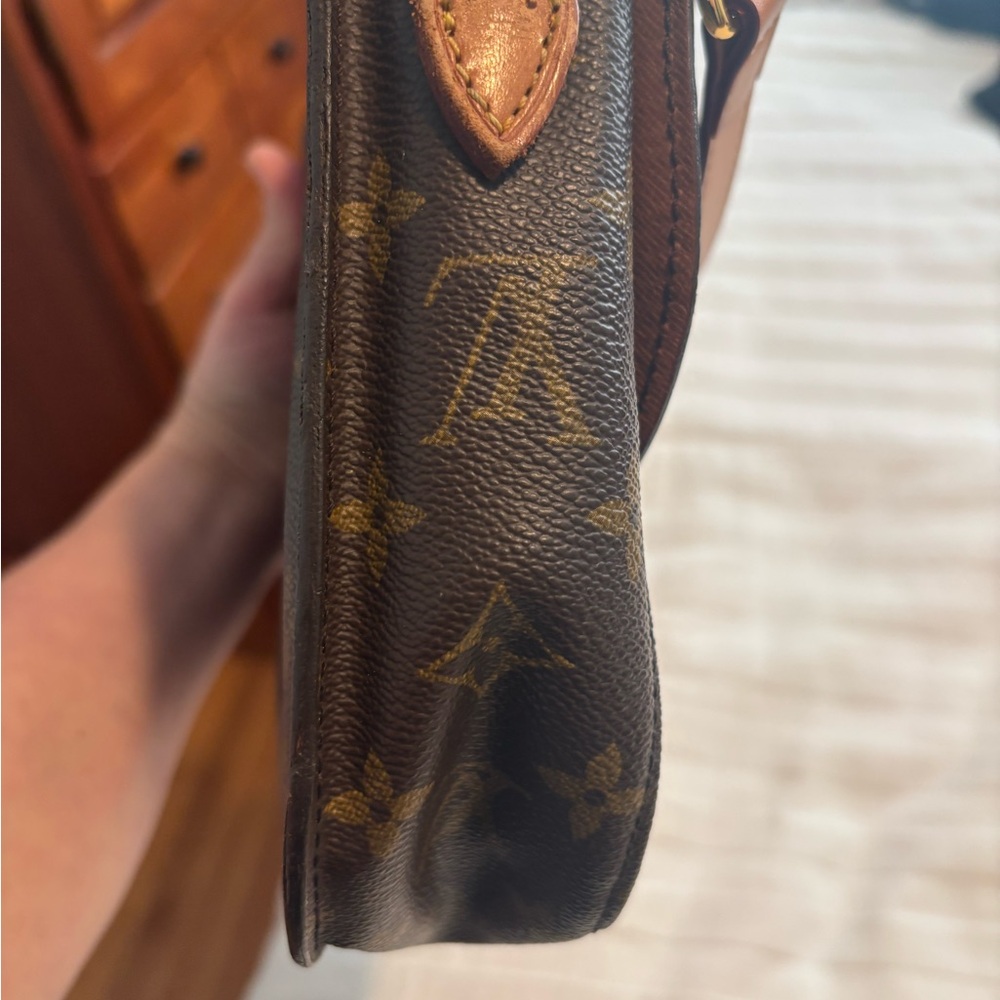 Louis Vuitton Brown Monogram St. Cloud Crossbody bag - Picture 7 of 16